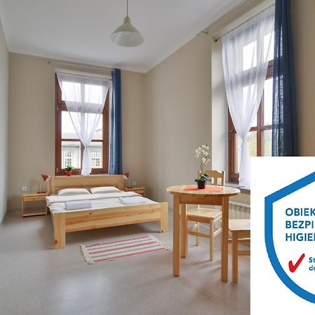 Hotel Dom Turysty Pttk W Bielsku - Bialej Bielsko-Biała Habitación foto